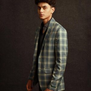 model Saifayee