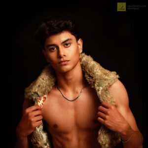 teen model Saifayee